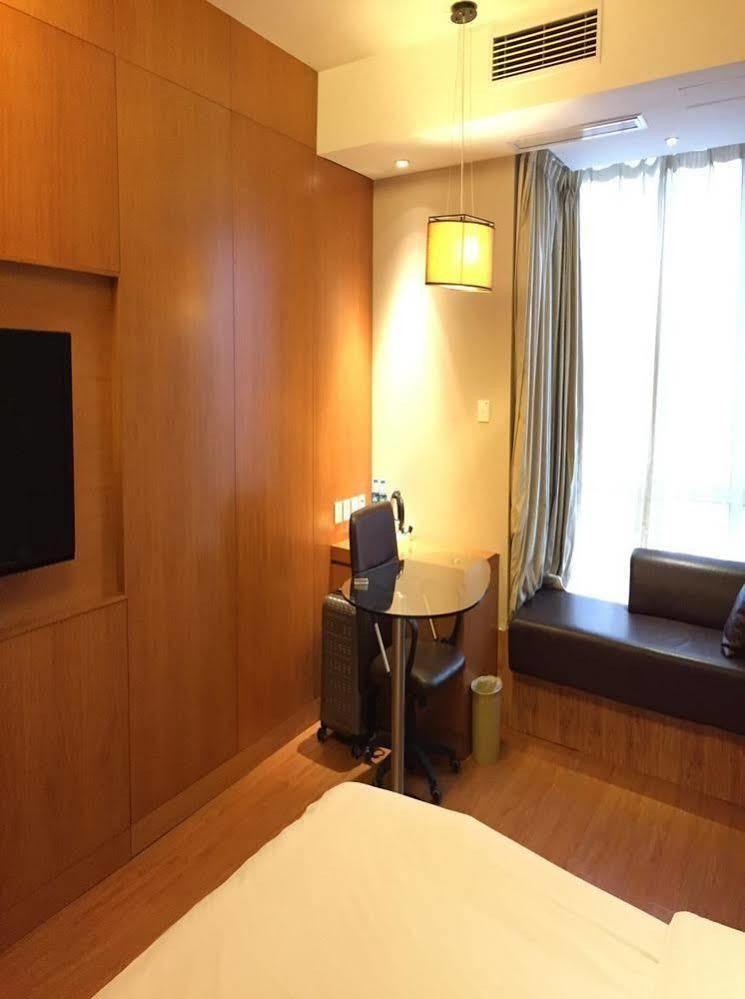 Hotel Ji Jingan Temple Kangding Road Shanghai